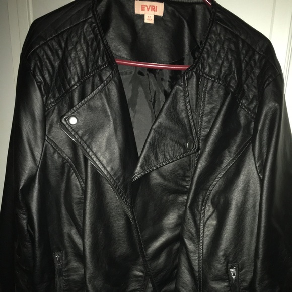 EVRI Jackets & Blazers - EVRI plus size pleather moto jacket 4X